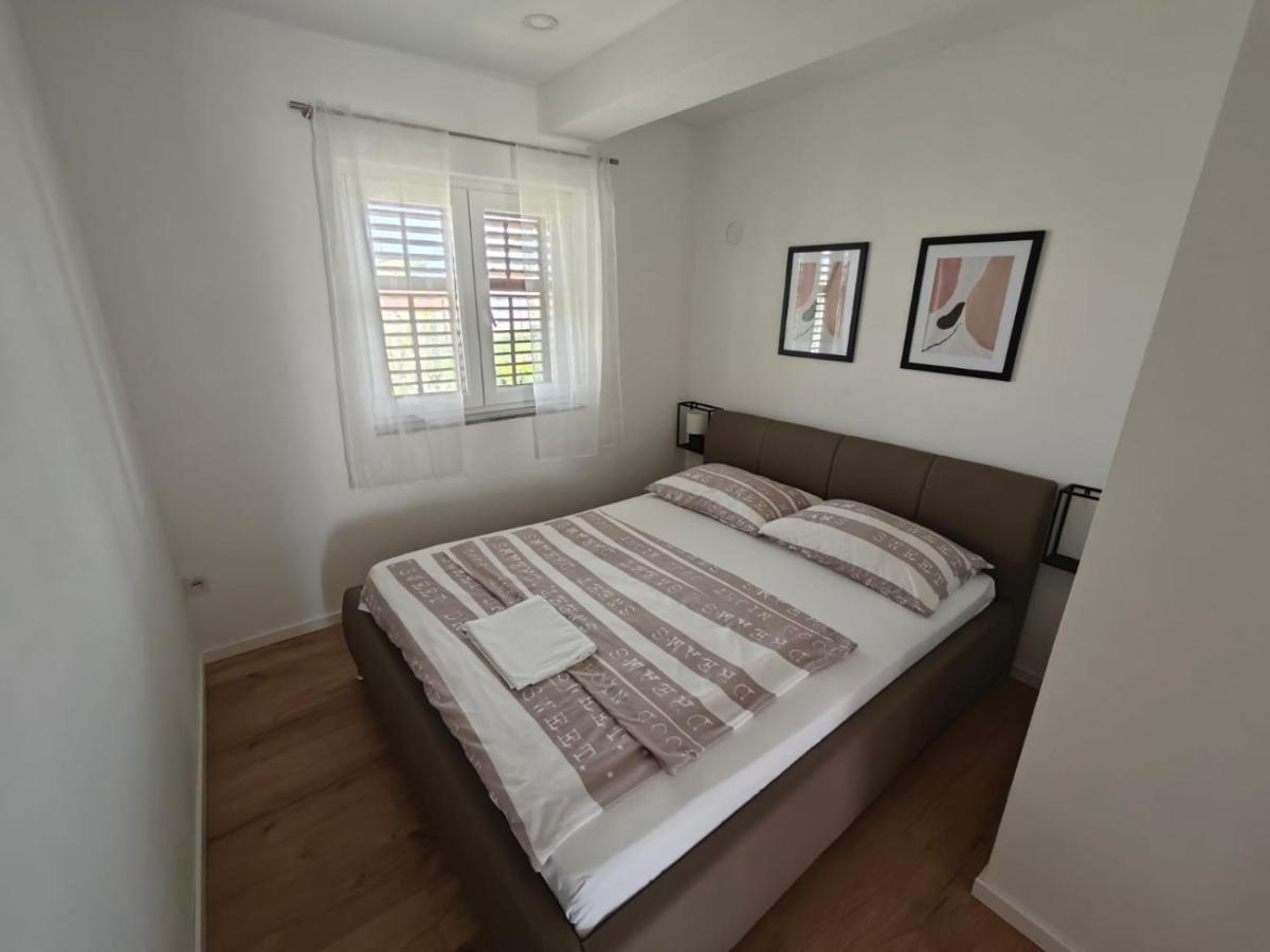 Apartment Two Person *